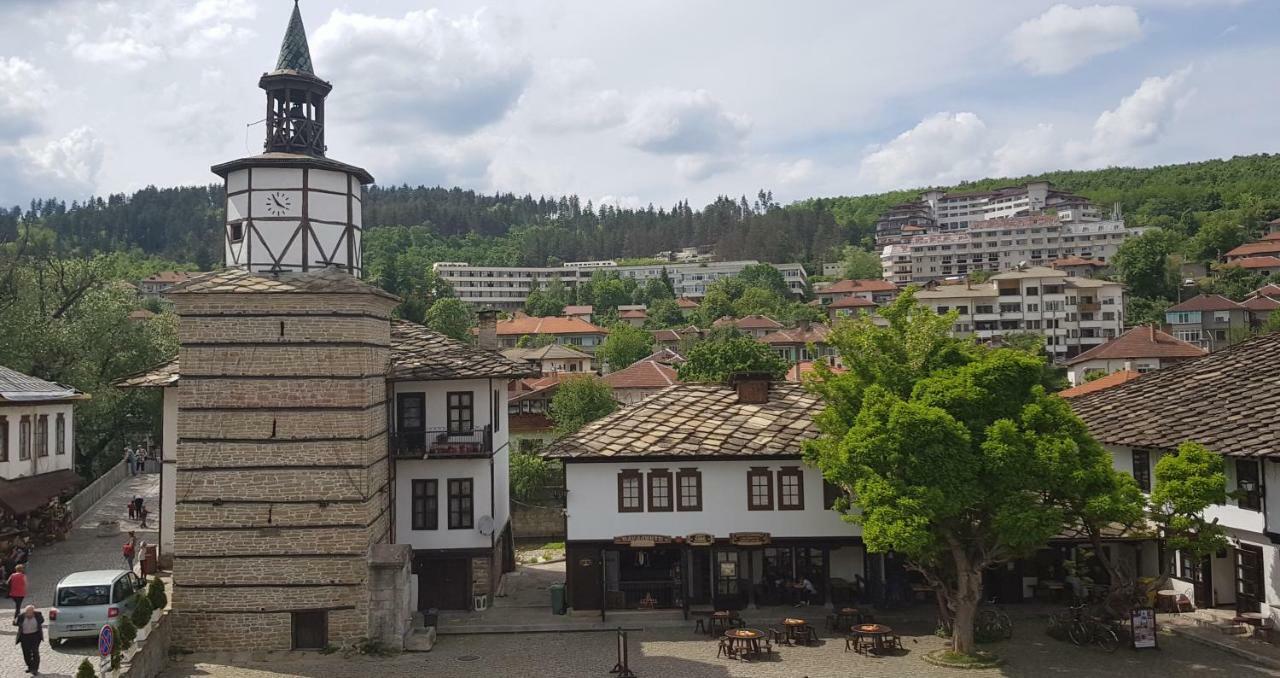 Часовника Triavna Exterior foto