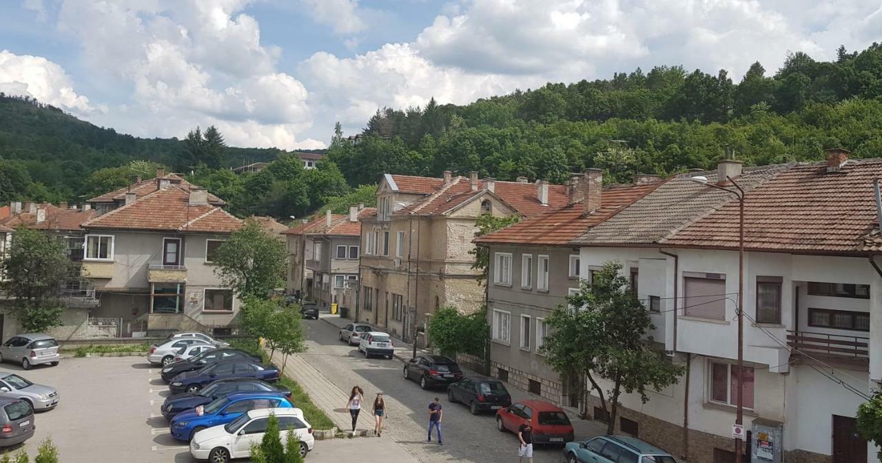 Часовника Triavna Exterior foto
