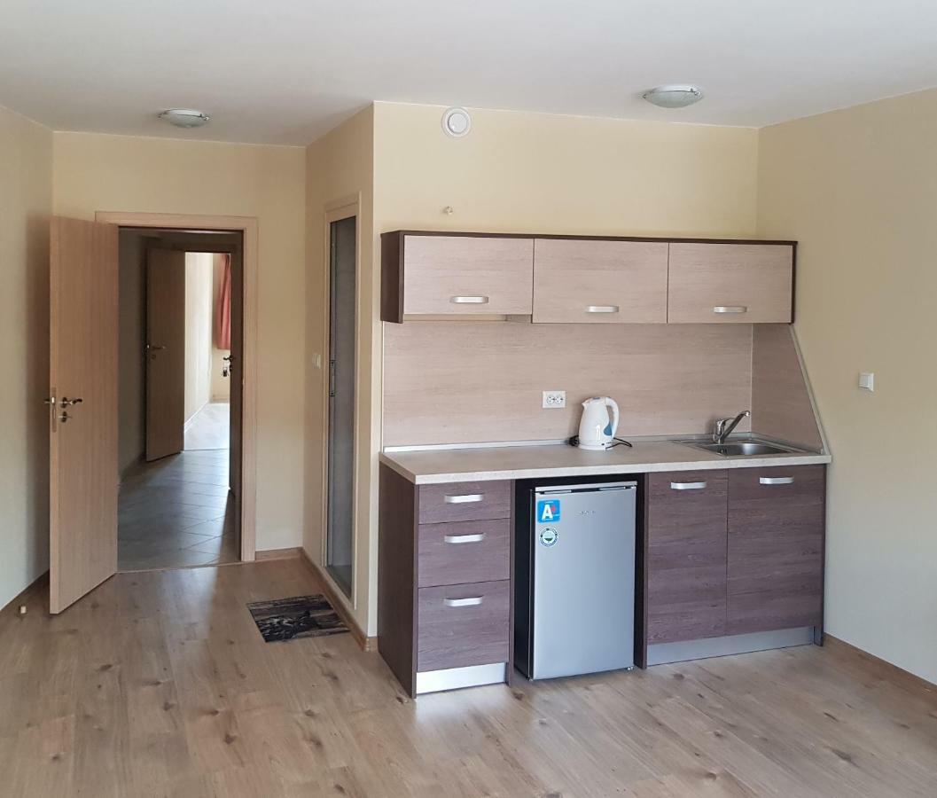 Часовника Triavna Exterior foto